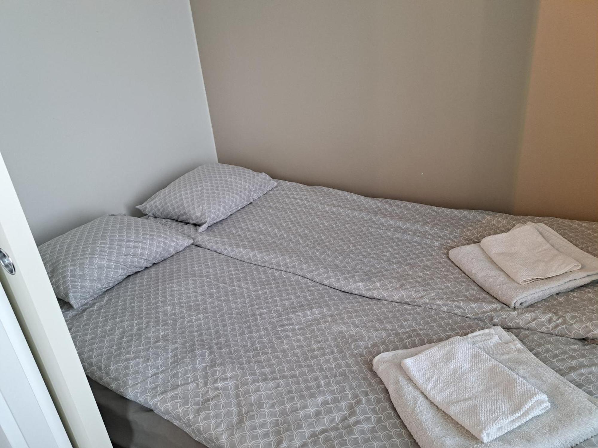 רובניימי Top Floor City Apartment מראה חיצוני תמונה